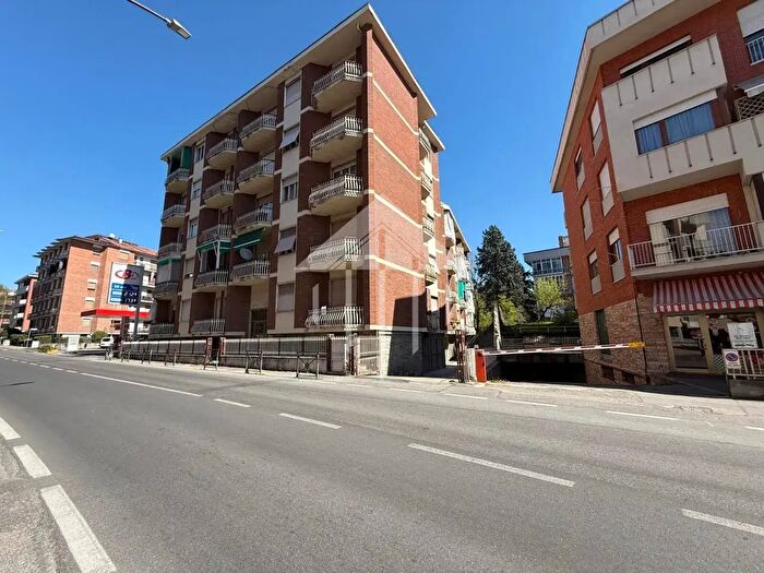 Appartamento con 5 locali in vendita in Via Conte Verde, Asti