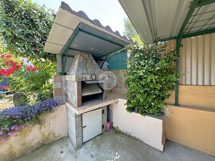 Appartamento trilocale in vendita in Via Lambarone, Ossimo