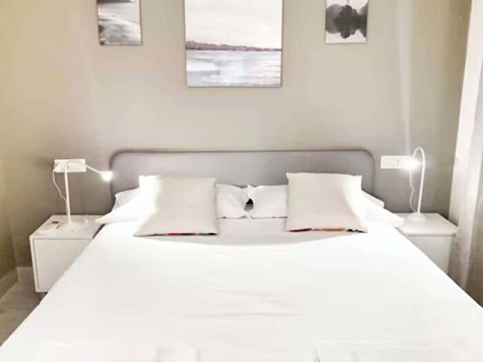 Appartamento quadrilocale in affitto in Via Graziano, Niguarda, Milano