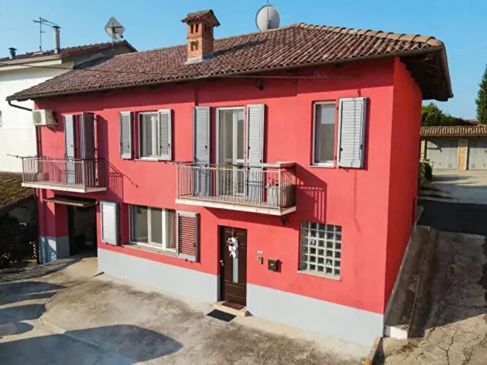 Casa con 5 locali in vendita in Roddi