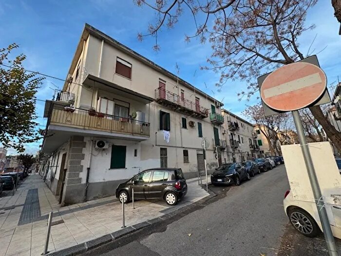 Appartamento bilocale in vendita in Via Gino Buganza, Messina
