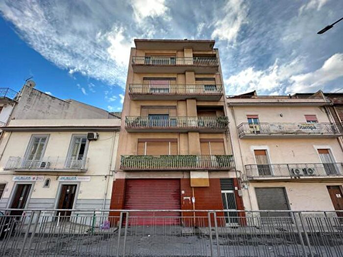 Appartamento con 5 locali in vendita in Via del Mare, Barcellona Pozzo Di Gotto