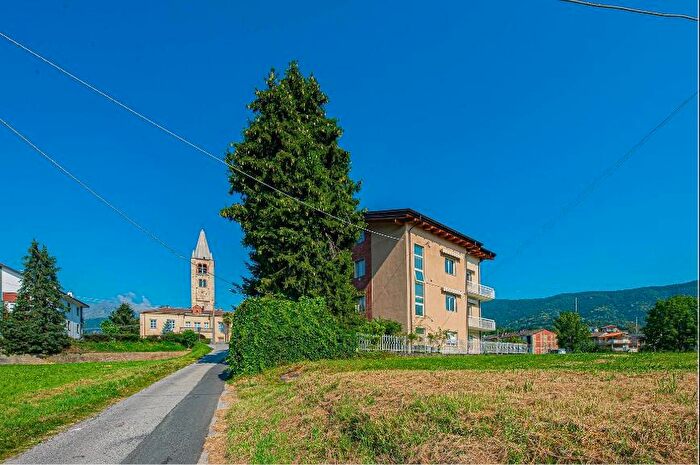 Appartamento quadrilocale in vendita in Via Magri, Coazze