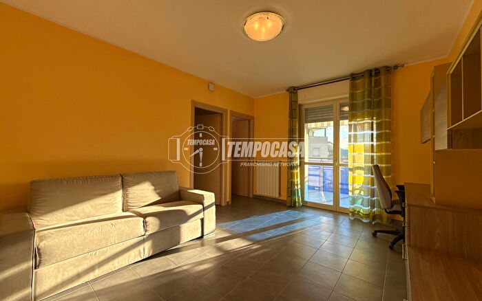 Appartamento trilocale in vendita in Via Leonardo da Vinci, Grugliasco