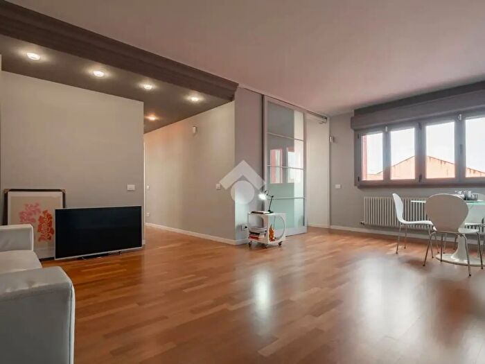 Appartamento trilocale in vendita in Via Fonderia, Treviso