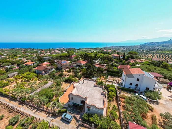 Casa con 7 locali in vendita in Contrada Serra Scirocco Snc, Trabia