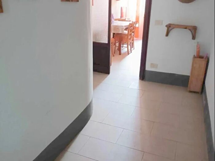 Appartamento con 7 locali in vendita in Viareggio