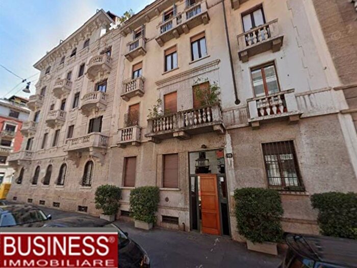 Appartamento bilocale in affitto in Via Archimede, Plebisciti Susa, Milano