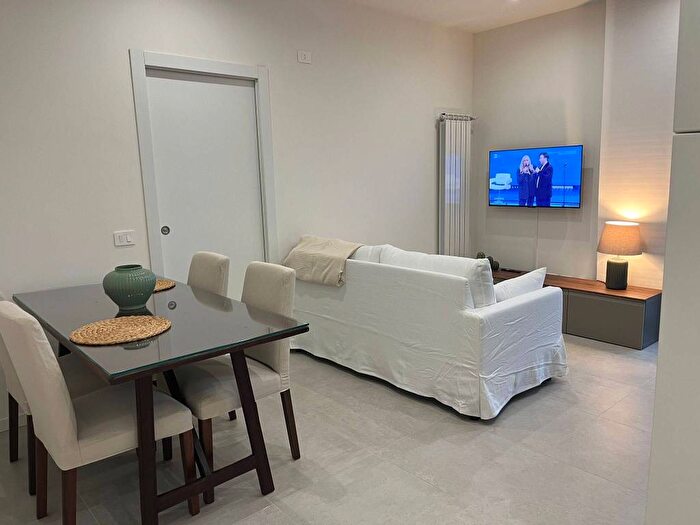 Appartamento bilocale in affitto in Via Giulio Crescenzi, Conca Fiorita, Bergamo