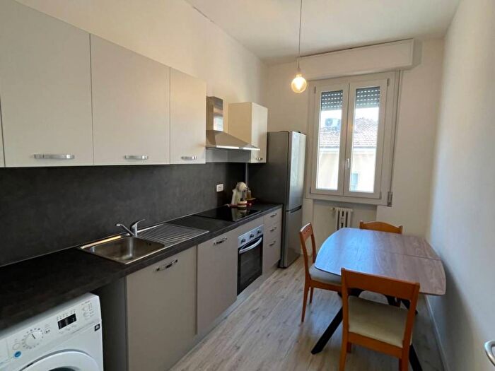 Appartamento bilocale in affitto in Via Archirola, Viali, Modena