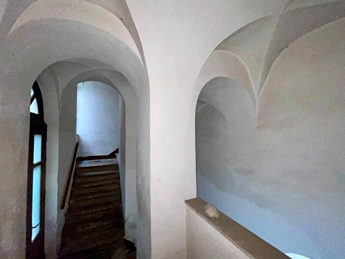 Appartamento con 6 locali in vendita in Via Marco Tullio Tirone Arpino Frosinone, Arpino