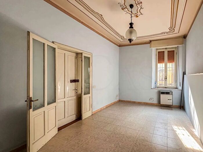 Casa con 8 locali in vendita in Via Zanardelli Snc, Orzinuovi