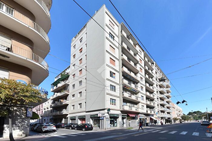 Appartamento trilocale in vendita in Via Barone Rossi, Cagliari