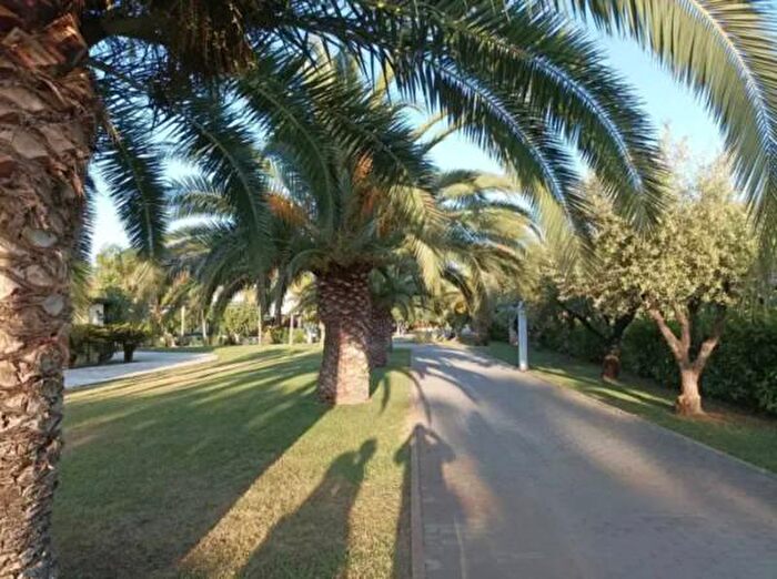 Casa con 5 locali in vendita in Via delle Ginestre, Villapiana