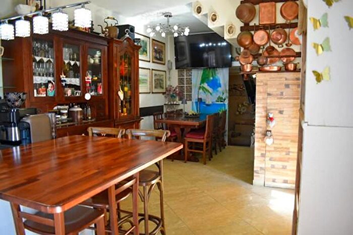 Casa quadrilocale in vendita in Via Prato del Cirio, Cogoleto