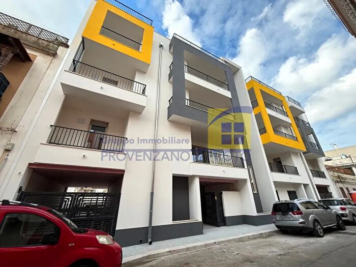 Appartamento quadrilocale in vendita in Via Trento, Brindisi