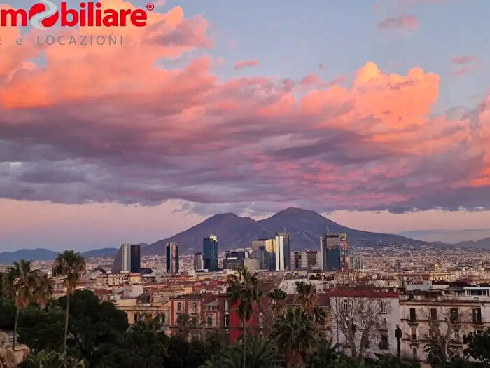 Appartamento bilocale in vendita in Via Michele Tenore, Napoli