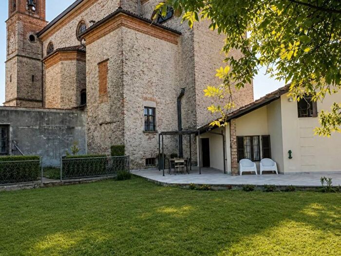 Casa trilocale in affitto in Via Scuole, Benevello