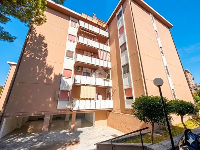 Appartamento quadrilocale in vendita in Via Messico, Termoli