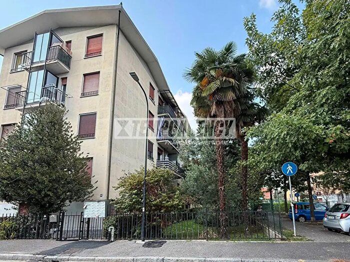 Appartamento trilocale in vendita in Via Dante Alighieri, Cormano