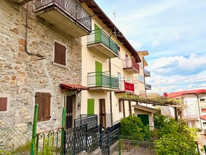 Casa quadrilocale in vendita in Via Maenzano, Lizzano In Belvedere