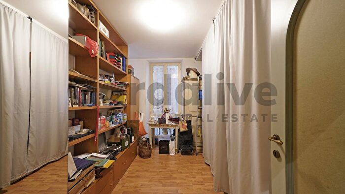 Appartamento con 5 locali in vendita in Via Lucia Fiorini, Salo