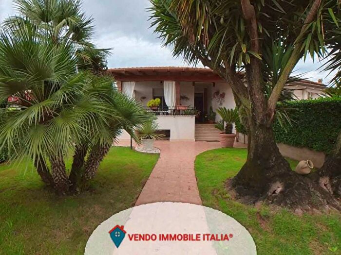 Casa bilocale in affitto in Strada Canneto di Rodi, Acciarella, Latina