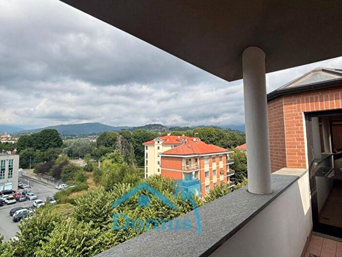 Appartamento trilocale in affitto in Via Bogliette, San Lazzaro, Pinerolo