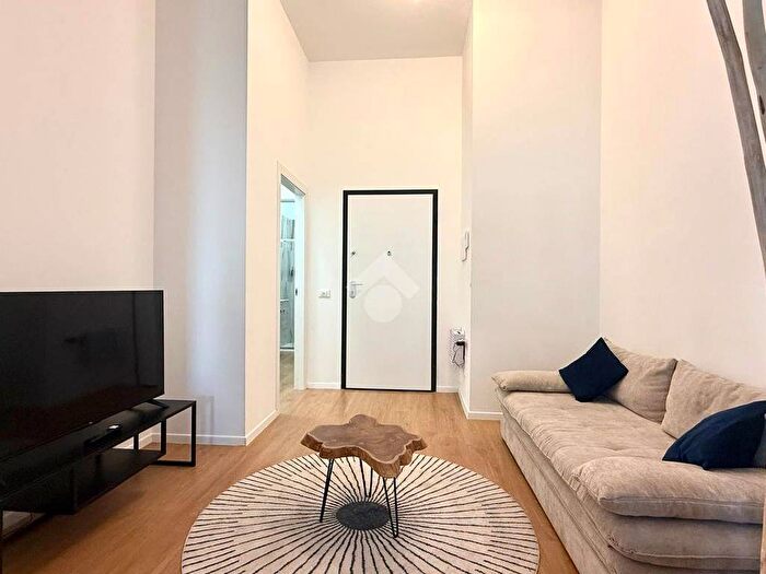 Appartamento bilocale in affitto in Via Muzio Attendolo Detto Sforza, Vigentino Fatima, Milano