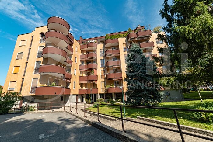 Appartamento bilocale in vendita in Via Ulisse Dini, Milano