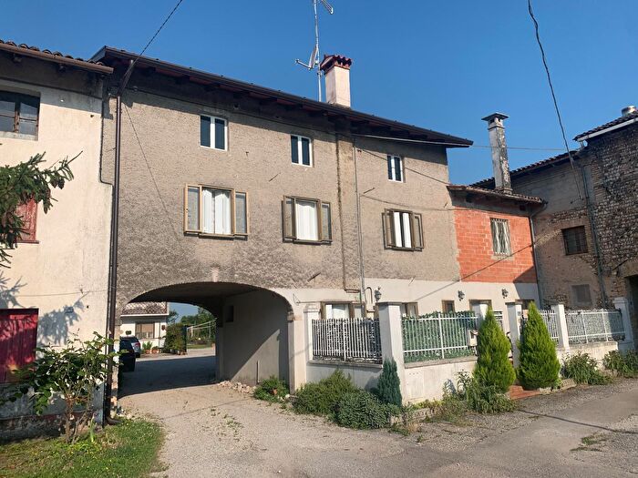 Casa con 5 locali in vendita in Via Chiusa, Codroipo