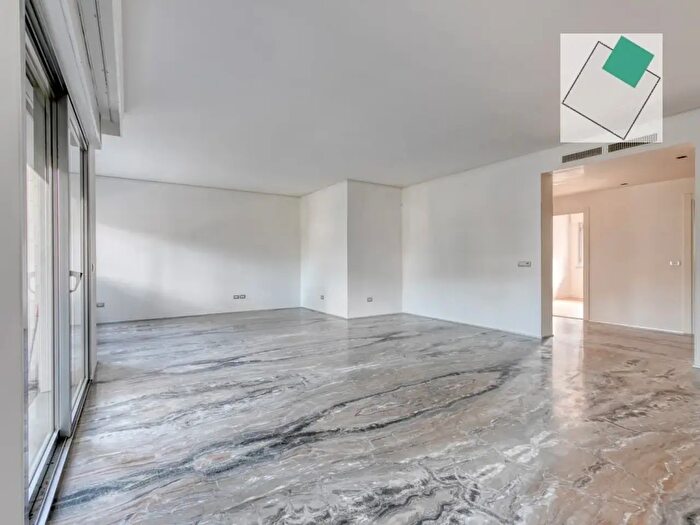 Appartamento con 5 locali in vendita in Via Tasso, Venezia