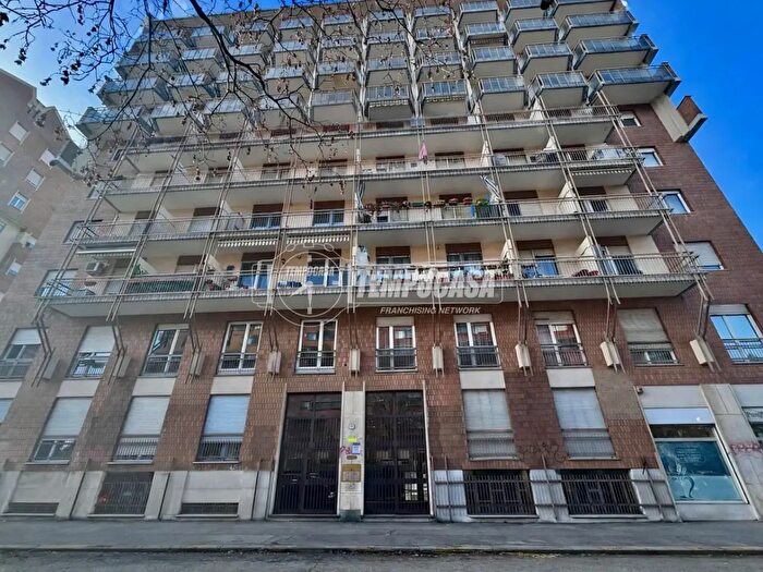 Appartamento con 5 locali in vendita in Corso Benedetto Croce, Torino