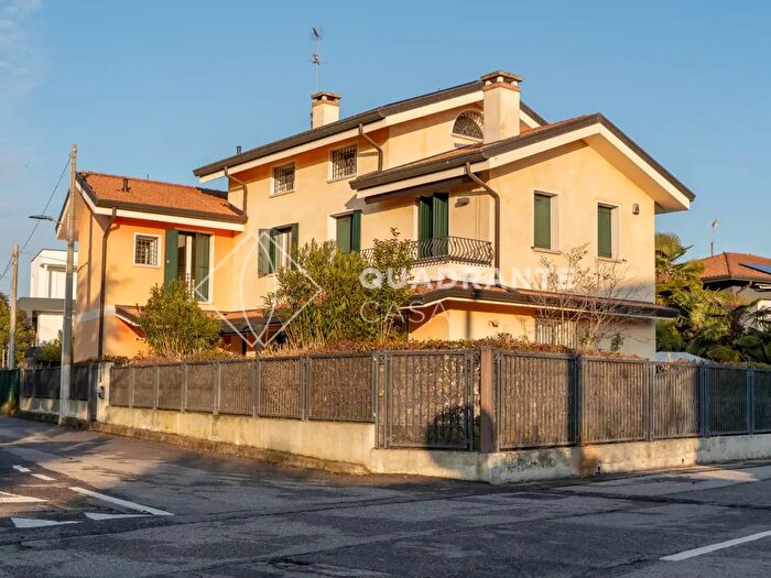 Casa in vendita in Via Giuseppe Salce, Padova