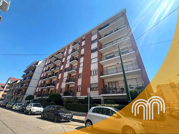 Appartamento quadrilocale in vendita in Via Mattie, Torino