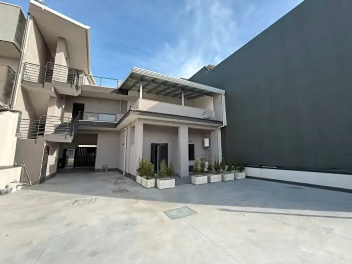 Casa con 5 locali in vendita in Via Sottotenente Vincenzo Barbagallo, Acireale