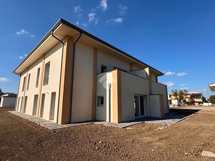 Appartamento trilocale in vendita in Via Imbiani, San Giovanni In Persiceto