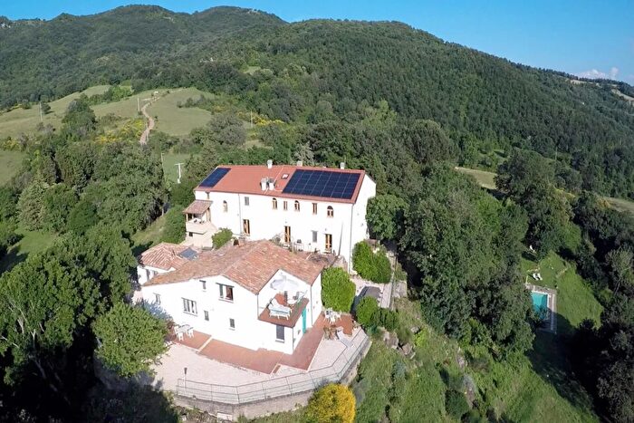 Casa con 5 locali in affitto in Arcidosso