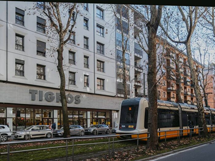 Appartamento bilocale in affitto in Via Giambellino, Giambellino, Milano