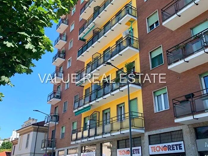 Appartamento bilocale in vendita in Piazza Belloveso, Milano
