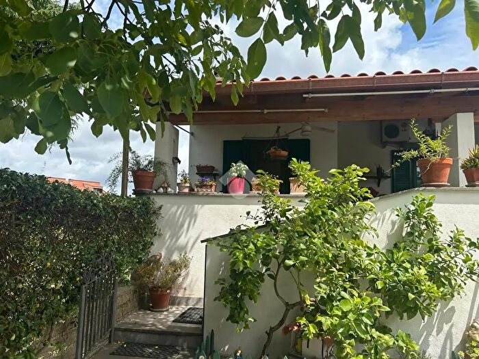 Casa trilocale in vendita in Via delle Giostre, Marino