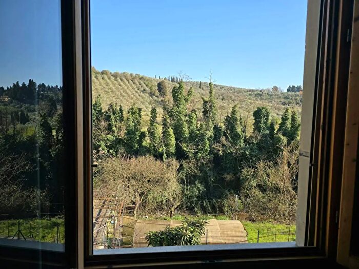 Appartamento quadrilocale in vendita in Firenze