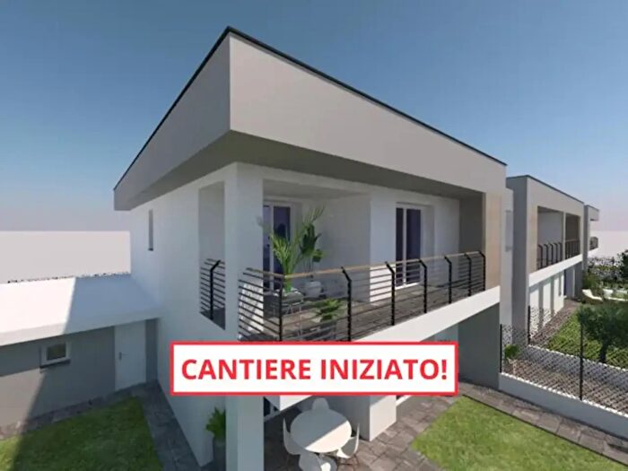 Appartamento trilocale in vendita in Via Prealpi, Bregnano