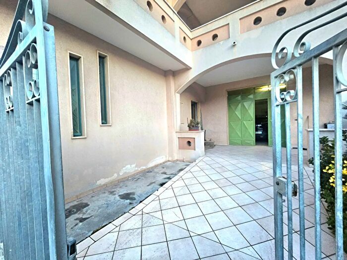 Appartamento con 5 locali in vendita in Carovigno