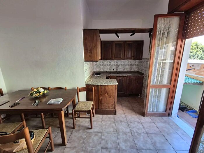 Appartamento con 5 locali in vendita in Via Rosselli, Alghero