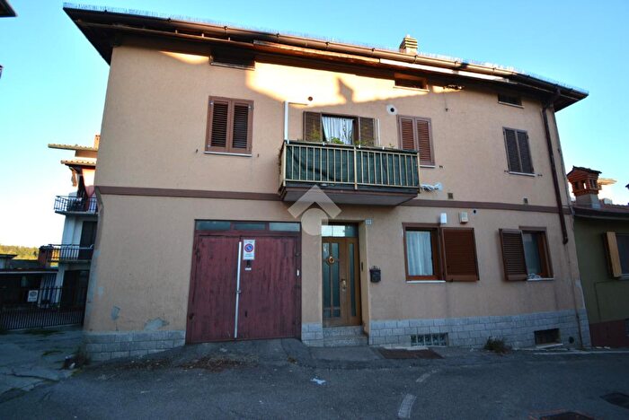 Appartamento trilocale in vendita in Via XXV Aprile, Filago