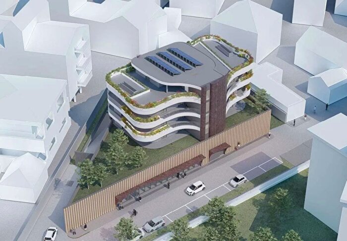 Appartamento con 5 locali in vendita in Via Matteo Pescatore, Cirie