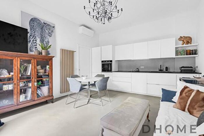 Appartamento bilocale in vendita in Via Giovanni Battista Niccolini, Milano