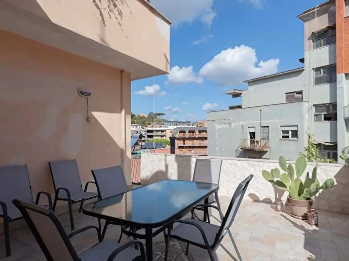 Appartamento monolocale in affitto in Via della Cava Aurelia, Roma