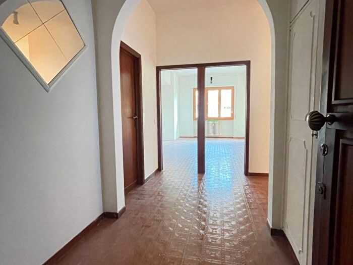 Appartamento trilocale in affitto in Viale Settembre, Sesto Città, Sesto Fiorentino